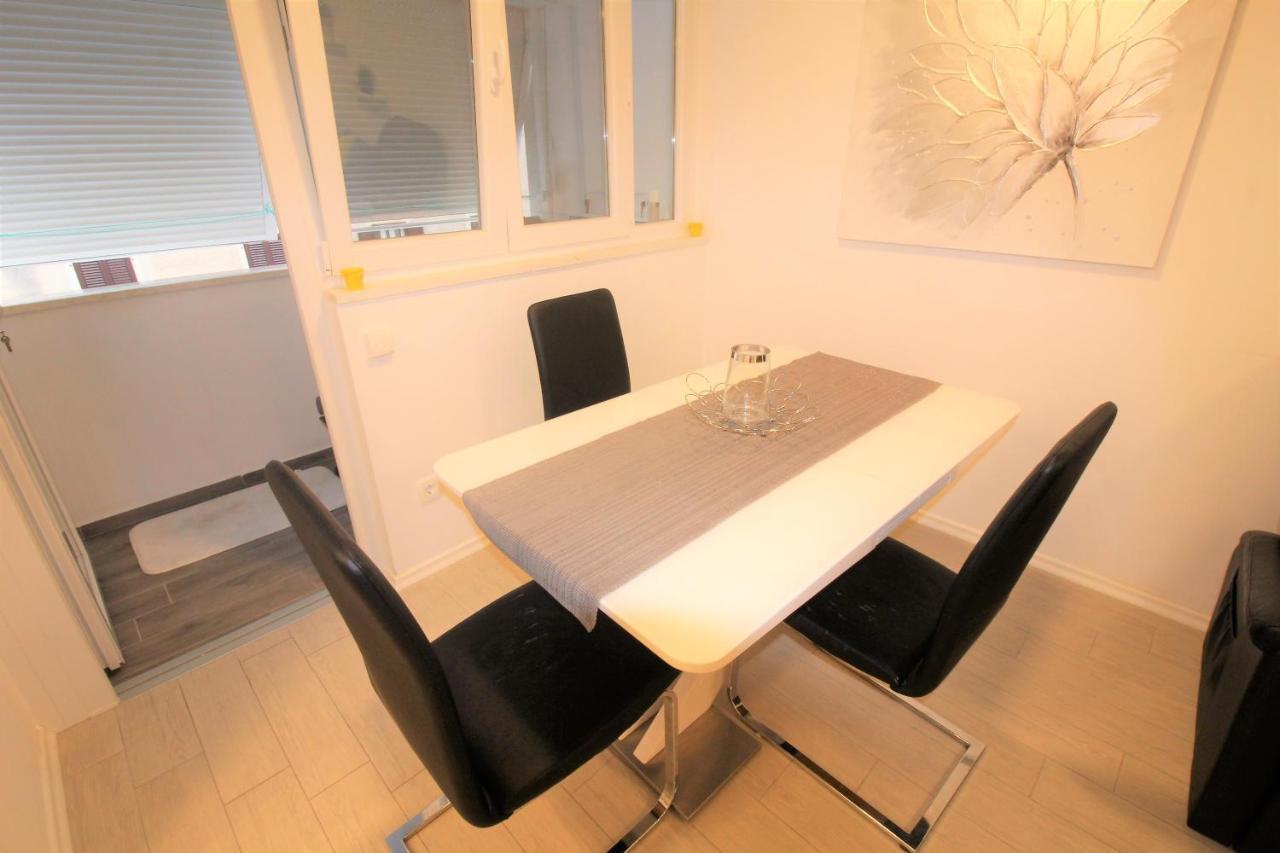 Apartment Pia Σίμπενικ Εξωτερικό φωτογραφία